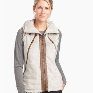 KUHL Women Vest Extremely Soft,Luxurious Italian Fleece Preowned Beautiful Small